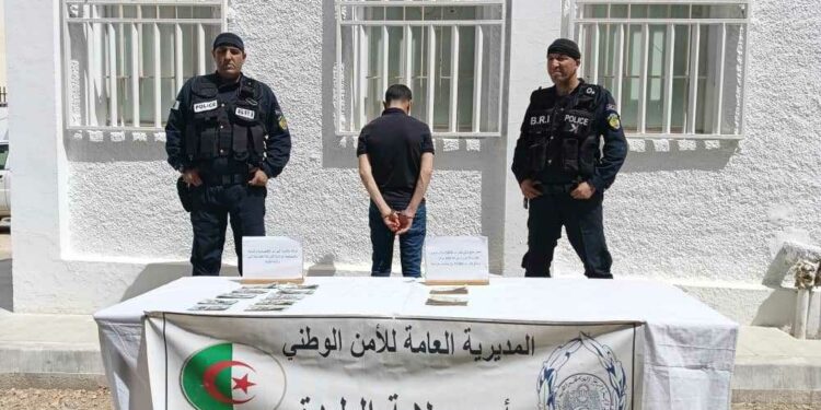 توقيف جزائري نصّاب بمنصات التواصل الاجتماعي