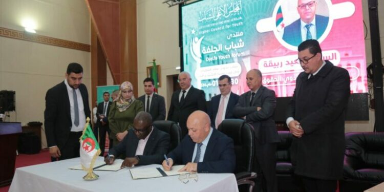 توقيع اتفاقية إطار بين وزارة المجاهدين والمجلس الأعلى للشباب