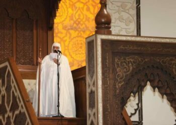 عميد جامع الجزائر يشيد بمواقف الجزائر الثابتة تجاه الشعب الفلسطيني