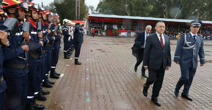 مراد يشيد بالقدرات العالية للحماية المدنية
