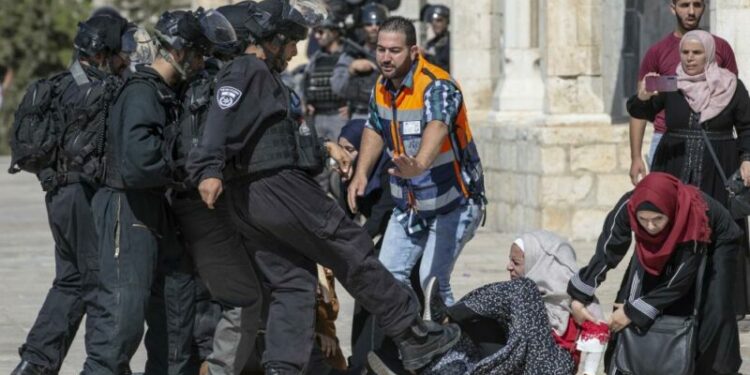 سياسة انتقام صهيونية جديدة من الفلسطينيات