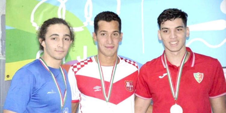 شباب بلوزداد يفوز بالبطولة الوطنية للسباحة
