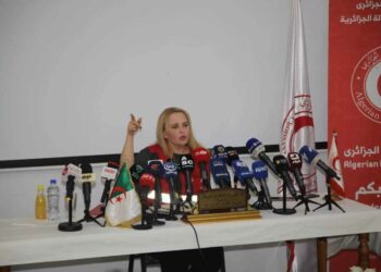 حملاوي تعرض حصيلة نشاط الهلال الأحمر في رمضان