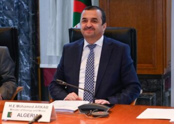 عرقاب يشارك في اجتماع “جي أم أم سي”
