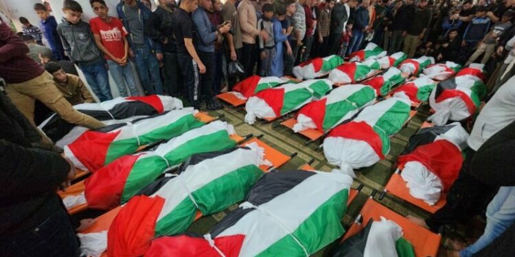 استشهاد عدد من الفلسطينيين بمناطق متفرقة في غزة
