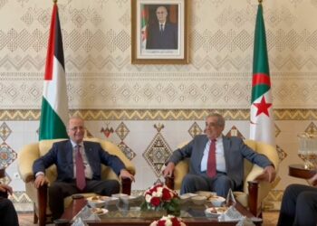 رئيس الوزراء الفلسطيني في زيارة للجزائر