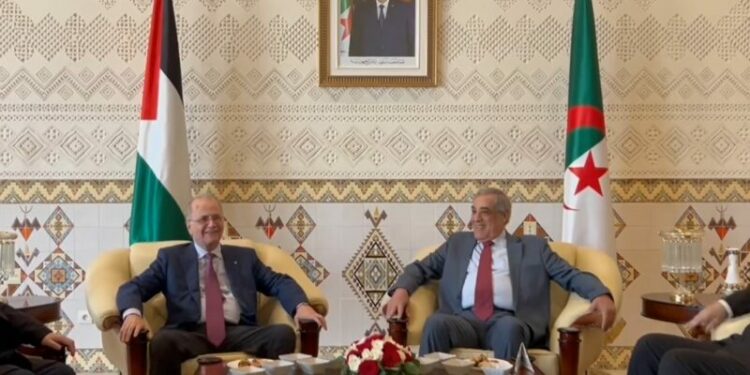 رئيس الوزراء الفلسطيني في زيارة للجزائر