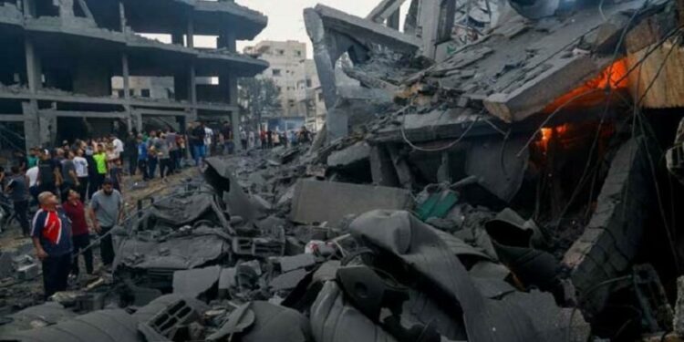 استشهاد 13 فلسطينيا في قصف صهيوني على غزة
