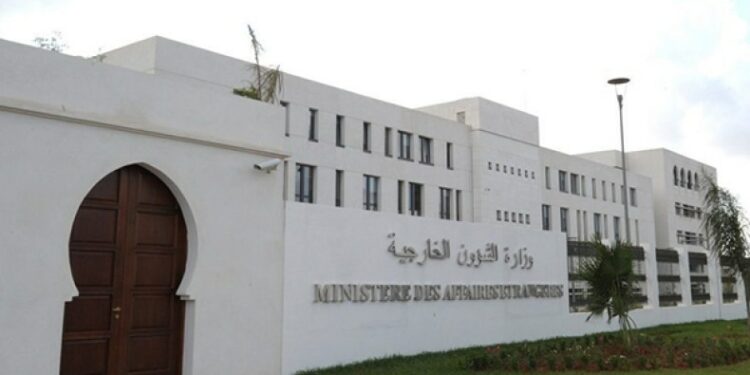 اجتماع خاص للتكفل بانشغالات الجالية الجزائرية بالخارج