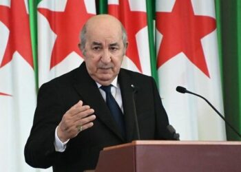 الرئيس تبون يؤكد ضرورة إرساء قواعد للحوار والتشاور مع المركزية النقابية