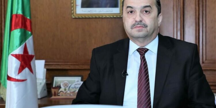 عرقاب يشارك في منتدى دولي بايطاليا