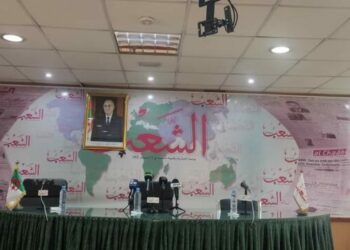 “منتدى الشعب” يستضيف رئيس لجنة الشؤون الخارجية بمجلس الأمة