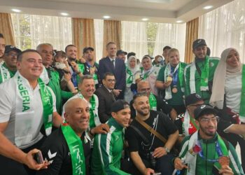 بالصور.. الوزير حماد يستقبل المنتخب الوطني لألعاب القوى لذوي الهمم