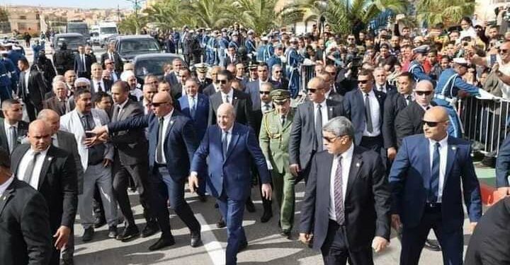 رئيس الجمهورية يحضى باستقبال شعبي في خنشلة