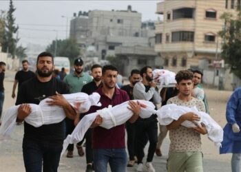 أطفال شهداء في قصف صهيوني لغزة ورفح
