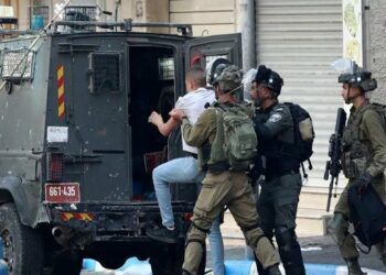 8725 فلسطيني معتقل بالضفة الغربية منذ 7 أكتوبر الماضي