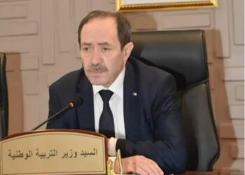 القانون الأساسي للمعلم.. الرئيس لم يرض بما قُدّم له لحد الآن