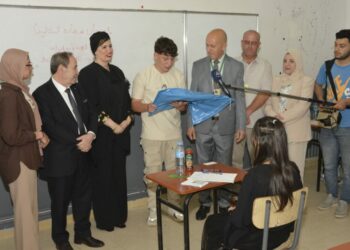 بلعابد يزور مركز إجراء امتحان البكالوريا بالثانوية الوطنية للفنون