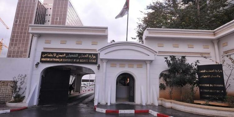 تذليل شروط التشغيل بولايات الجنوب