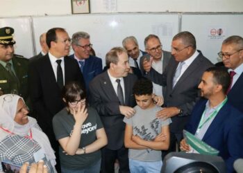 بلعابد يؤكد على الالتزام باحترام الوقت المخصص للتلاميذ في الامتحانات