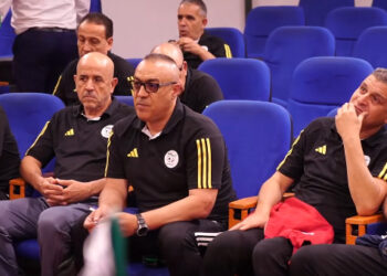 افتتاح الدورة التكوينية الخاصة يإجازة “كاف برو”