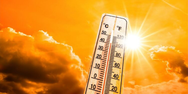 حرارة شديدة وتطاير رمال بهذه الولايات