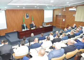 تهيئة وترميم المؤسسات التعليمية أثناء تواجد التلاميذ ممنوع