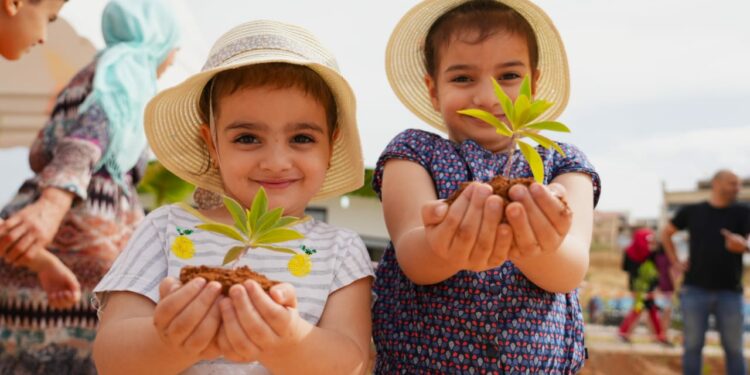 غرس 10 ملايين شجيرة لاحتجاز الكربون
