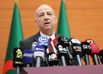 “الأفلان” يدعو مناضليه إلى العمل على إنجاح الرئاسيات المقبلة