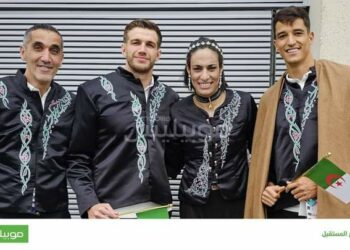 ظهور مميز لوفد الجزائر في افتتاح “الأولمبياد”