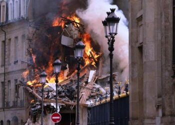 فرنسا.. مصرع 7 سبعة أشخاص في مبنى