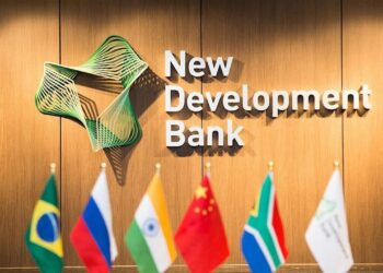 الموافقة على انضمام الجزائر إلى بنك البريكس