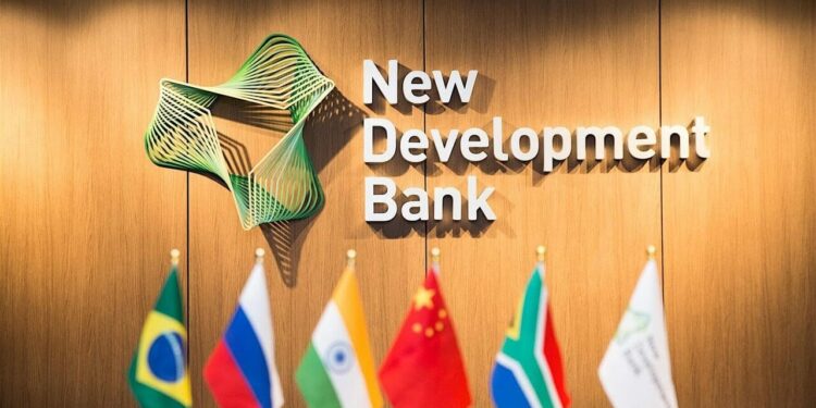 الموافقة على انضمام الجزائر إلى بنك البريكس