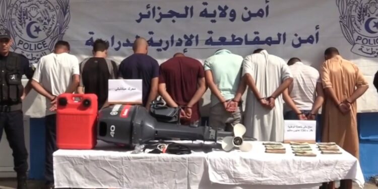 الإطاحة بمنظمي رحلات هجرة غير شرعية بالعاصمة