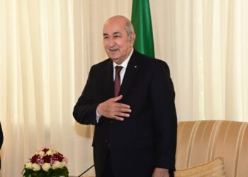 المواطنون يعبرون عن فرحتهم بفوز الرئيس تبون بعهدة جديدة