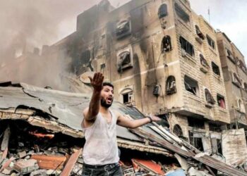 رصاص وقنابل في الضفة الغربية وشهداء في غزة