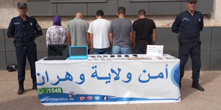 توقيف شبكة لتنظيم رحلات الإبحار السري بوهران