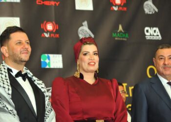 مولوجي تؤكد من وهران على انجازات الصناعة السينماتوغرافية