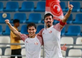 بونجاح يسجل ثلاثية ضد نادي العربي