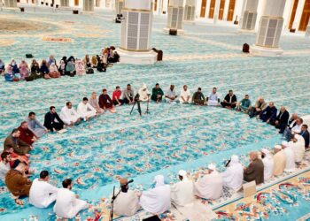 عميد جامع الجزائر يشرف على انطلاق حلقات تحفيظ القرآن الكريم