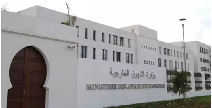 إجلاء الرعايا الجزائريين المقيمين بلبنان
