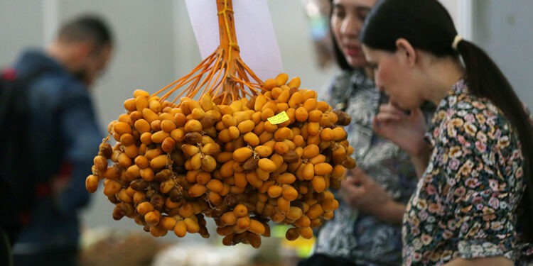 افتتاح الصالون الدولي للتمور اليوم
