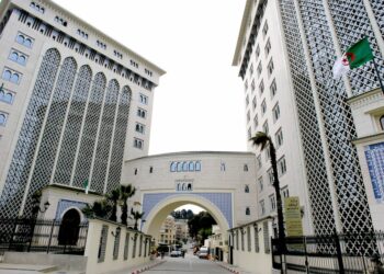 وزير الصناعات المنجمية الكونغولي في زيارة للجزائر هذا الاثنين
