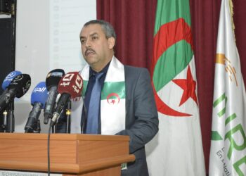 وزير التربية يلتقي التنظيمات النقابية اليوم