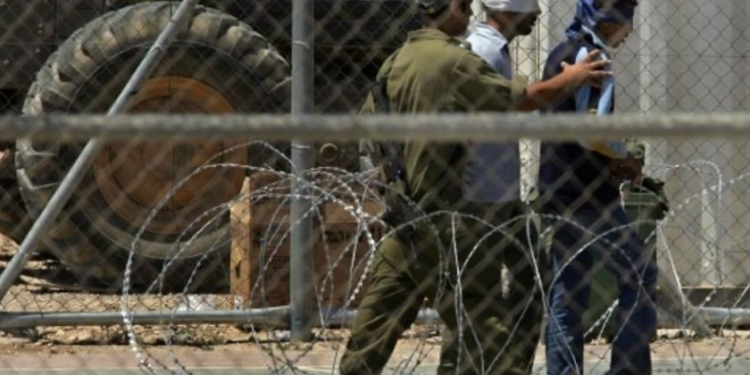 11800 فلسطيني معتقل من الضفة الغربية والقدس منذ أكتوبر 2023