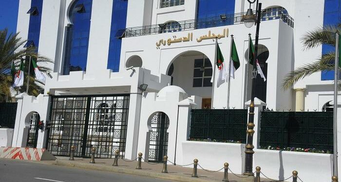 المحكمة الدستورية ستفصل في أول حالة “خلاف” بين السلطات