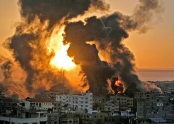 الاحتلال الصهيوني ألقى أكثر من 85 ألف طن من القنابل على غزة