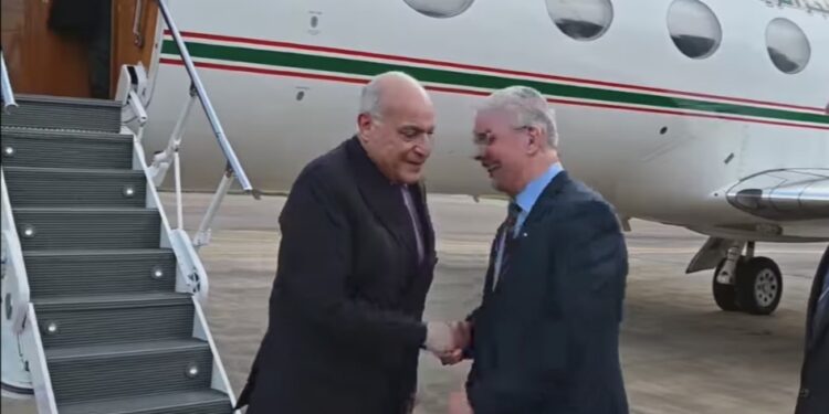 عطاف في أوغندا