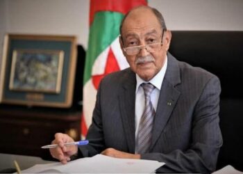 رئيس المحكمة الدستورية: ”الشعب” تدافع بموضوعية عن مواقف الدولة الثابتـ