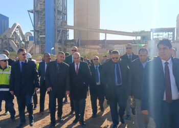 مصنع الإسمنت الساورة من الركائز الأساسية لدعم المشاريع الكبرى بالجزائر